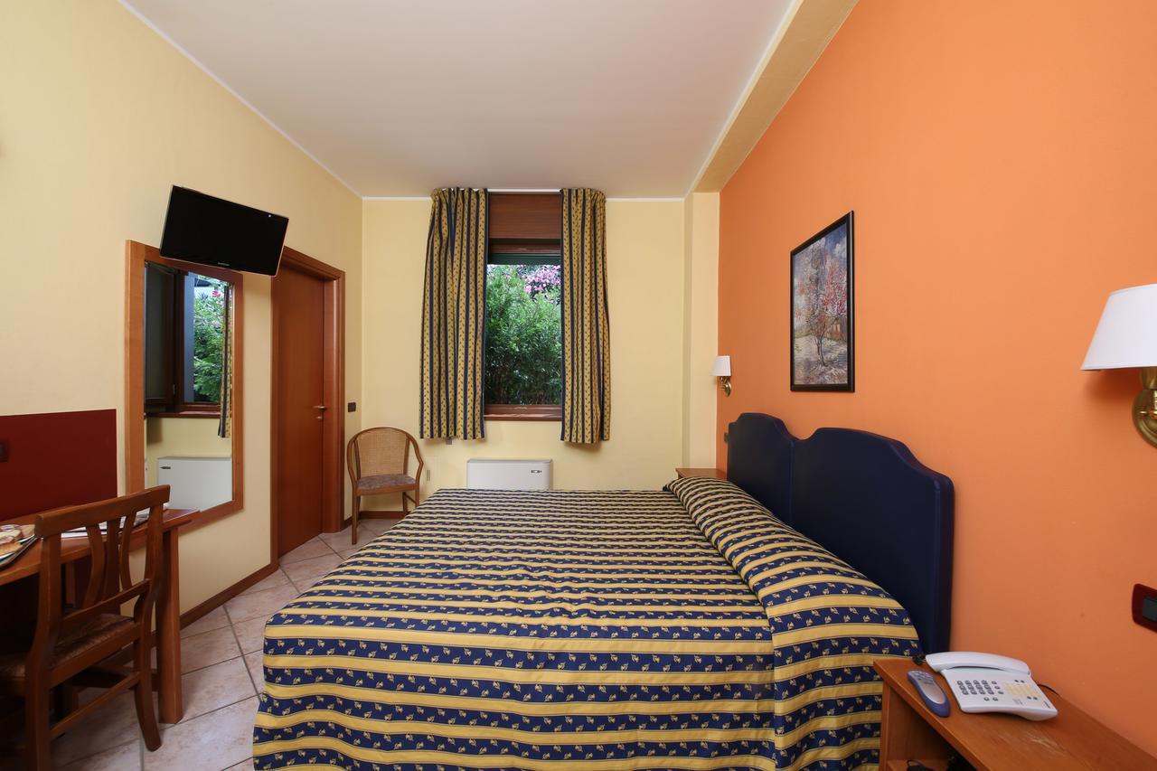 Hotel Il Granaio Порто Мантовано Екстериор снимка