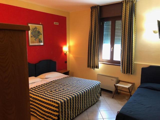 Hotel Il Granaio Порто Мантовано Екстериор снимка
