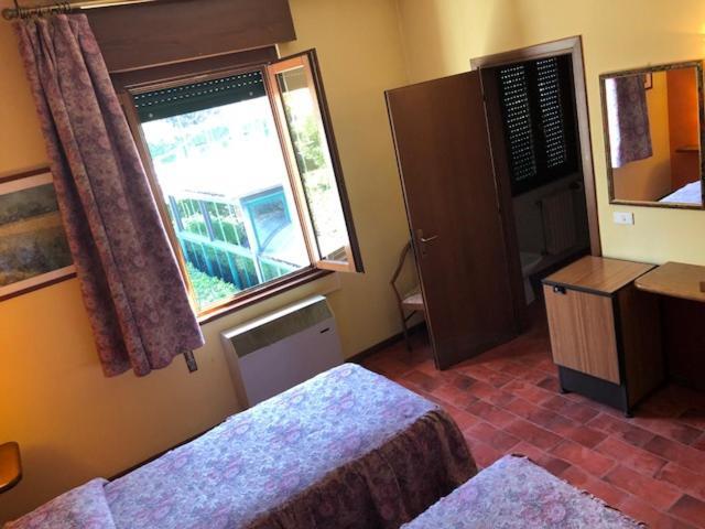 Hotel Il Granaio Порто Мантовано Екстериор снимка
